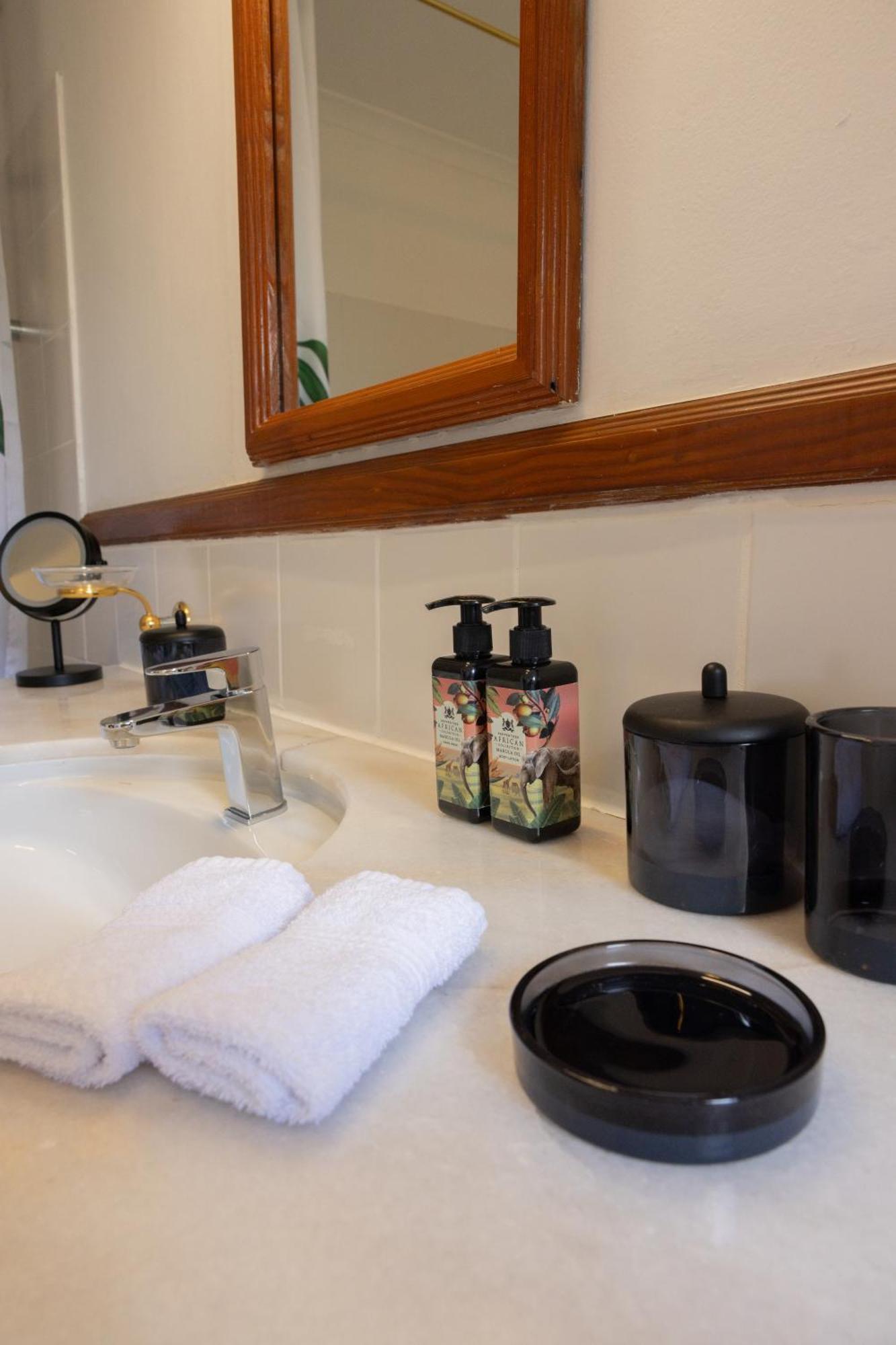 Acorn House Bed & Breakfast Cape Town Luaran gambar